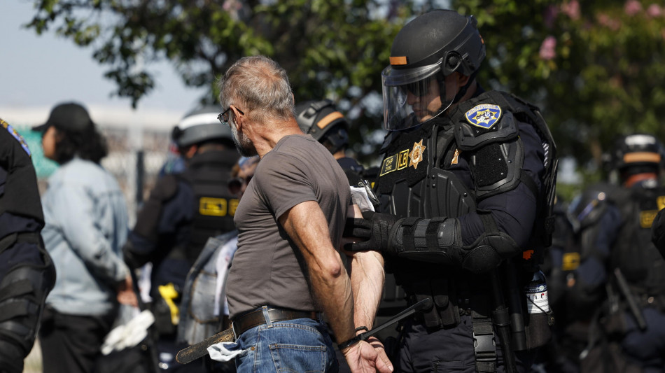 Trump, con Guardia Nazionale e Marines Los Angeles &egrave; sicura