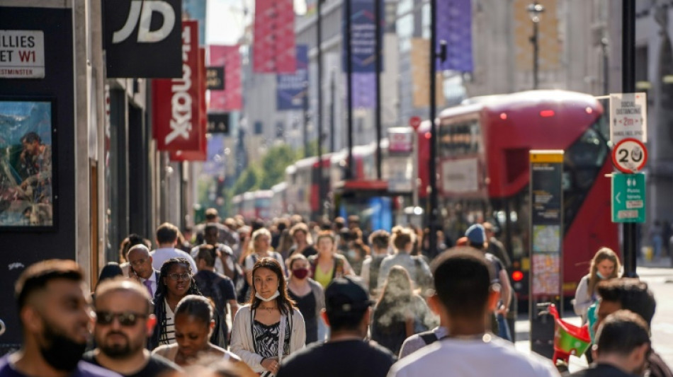 L'inflation acc&eacute;l&egrave;re encore au Royaume-Uni en pleine crise du co&ucirc;t de la vie