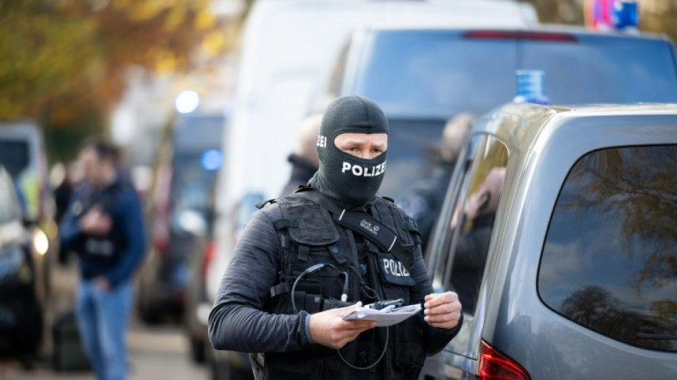 Razzia gegen mutma&szlig;liche Waffenh&auml;ndler in Hamburg und Niedersachsen