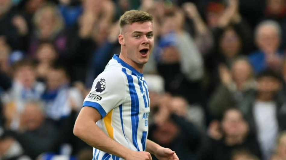 Roma anuncia contratação do atacante irlandês Evan Ferguson