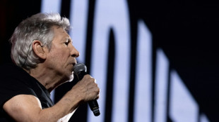 La polic&iacute;a alemana investiga a Roger Waters por un atuendo de estilo nazi