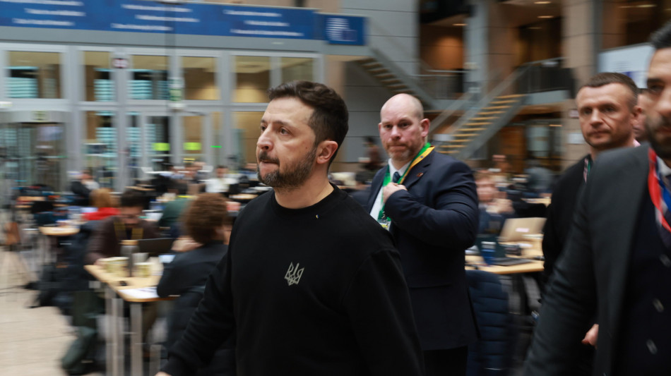 Zelensky, 'parteciper&ograve; alla riunione Ramstein in Germania'