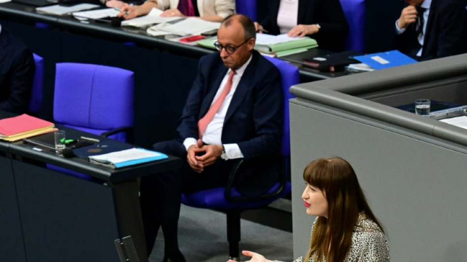 Linke enthält sich bei Rentenabstimmung - Mehrheitsschwelle für Schwarz-Rot sinkt