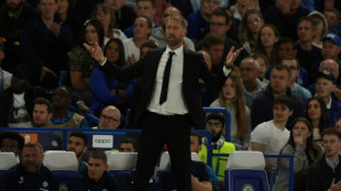 Potter frustrated as Salzburg hold Chelsea