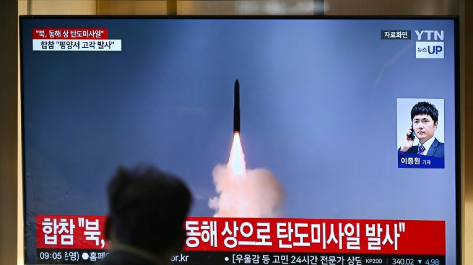 La Cor&eacute;e du Nord, accus&eacute;e d'envoyer des soldats en Russie, tire un missile balistique 