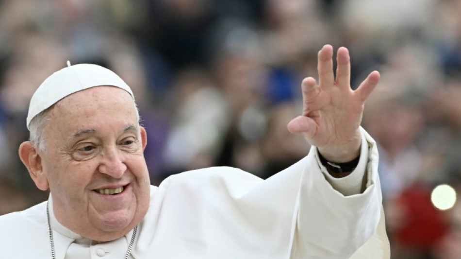 El papa visitar&aacute; C&oacute;rcega en diciembre tras evitar asistir a la reapertura de Notre Dame