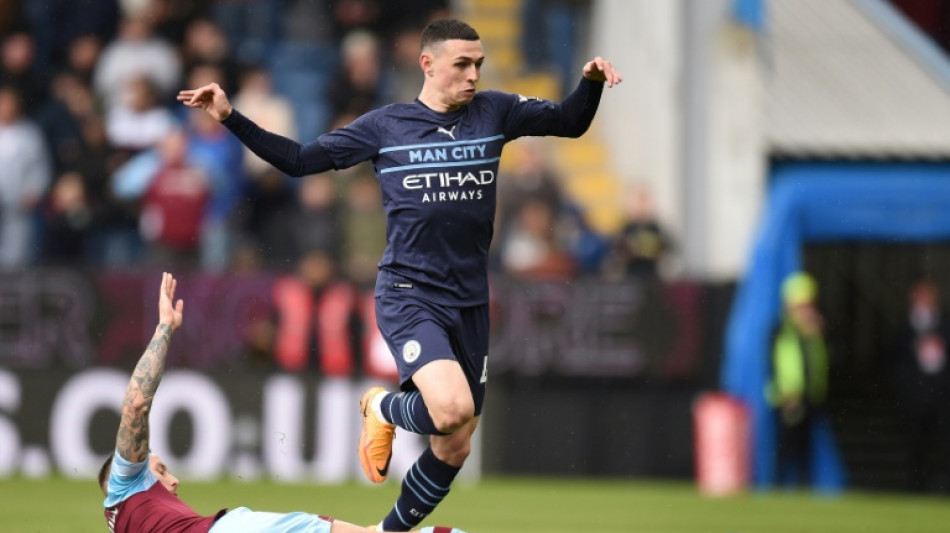 Angleterre: chass&eacute;-crois&eacute; entre City et Liverpool, Chelsea d&eacute;visse