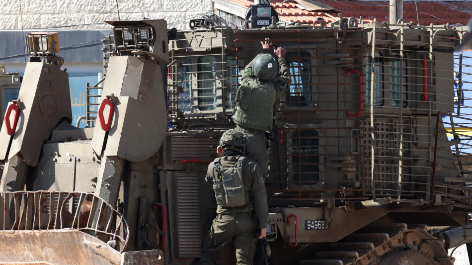 Israele, centinaia di riservisti chiedono stop al servizio