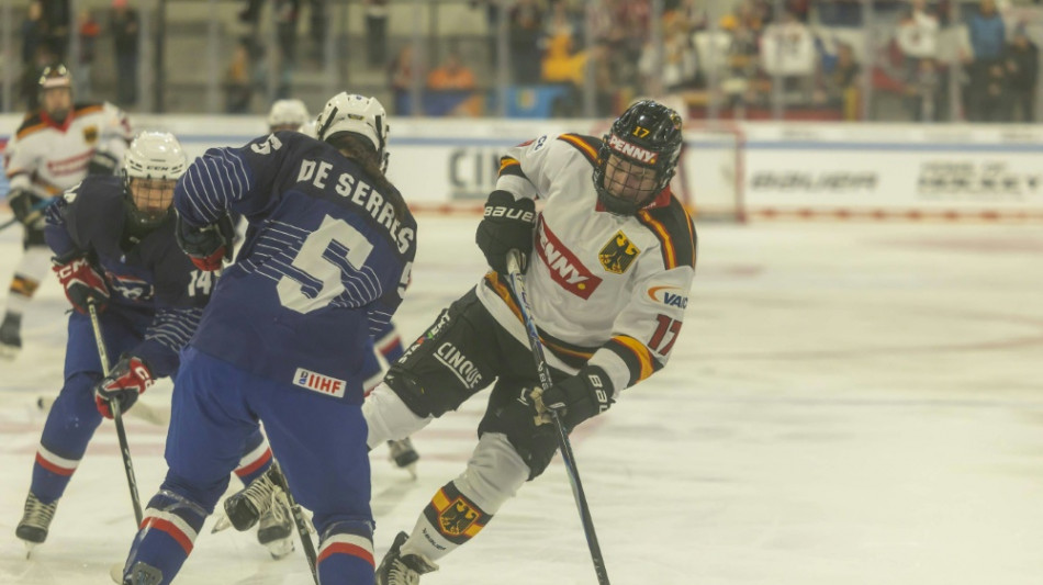 Deutschland Cup: Auftaktsieg für DEB-Frauen