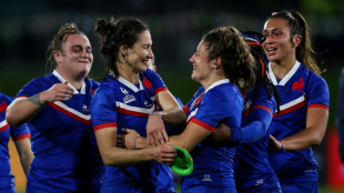 Mondial f&eacute;minin de rugby: les Bleues en quarts avec la mani&egrave;re 