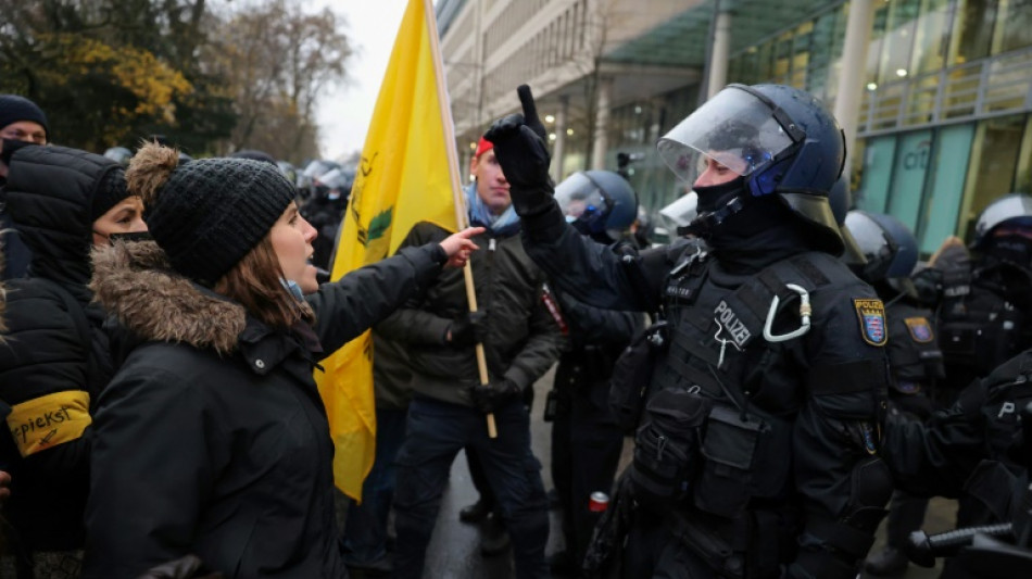 B&uuml;rgermeister klagen &uuml;ber Attacken durch Gegner von Corona-Schutzma&szlig;nahmen