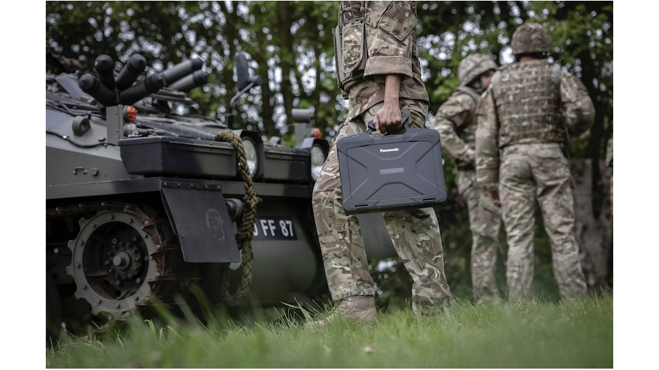 Robuste IT f&uuml;r den Feldeinsatz: TOUGHBOOK macht milit&auml;rische Fahrzeuge zu mobilen Einsatzzentralen