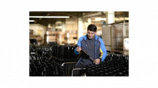 NEUES SCHWEISSROBOTERSYSTEM TAWERS G4 UNTERST&Uuml;TZT AUTOMOBILHERSTELLER DIGITALISIERUNGSZIELE ZU ERREICHEN