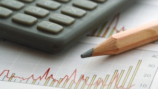 RelyEZ lanza VentureEdge 800, su nuevo sistema de almacenamiento energético de 800 V para Europa